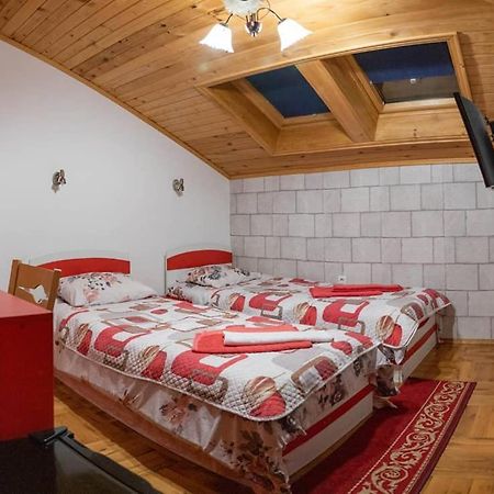 Hotel Stanchevata Kashta à Zlatograd Extérieur photo