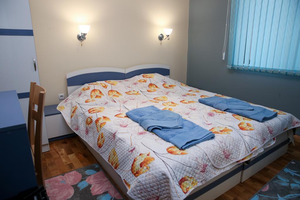 Hotel Stanchevata Kashta à Zlatograd Extérieur photo