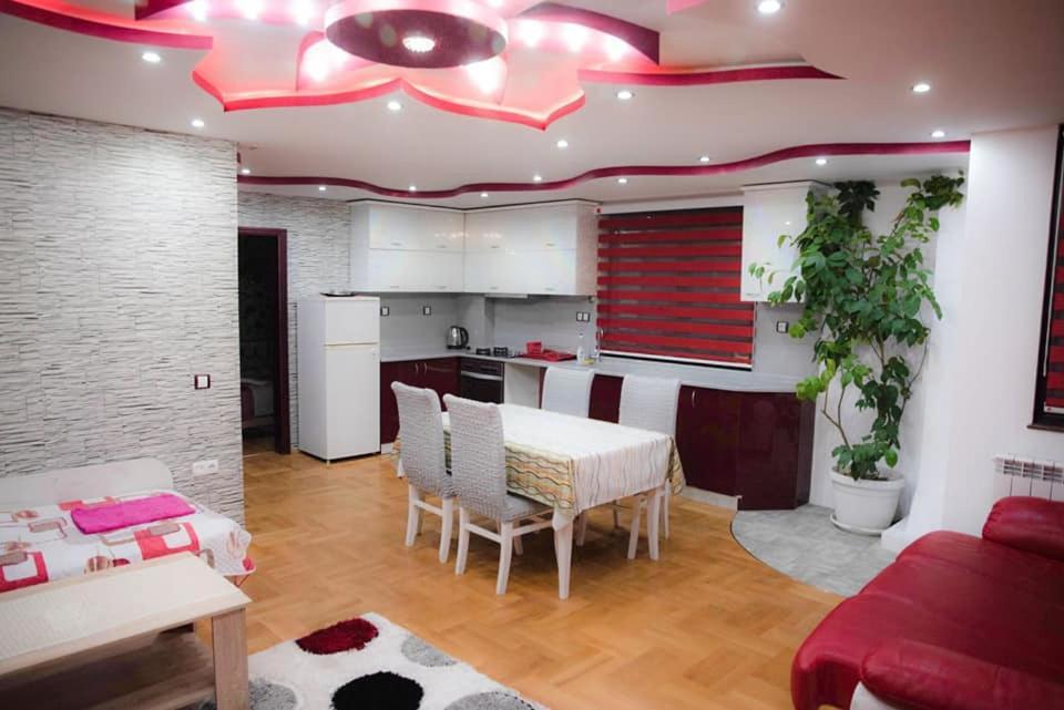 Hotel Stanchevata Kashta à Zlatograd Extérieur photo