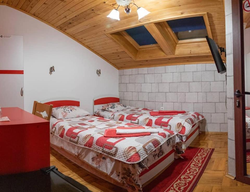 Hotel Stanchevata Kashta à Zlatograd Extérieur photo